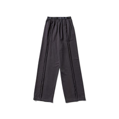 Umbro Bench Sweatpants - Strong Wash Black - Crowdless