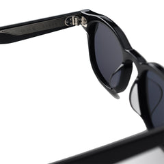 Akila Atria - 2530 01 01 - Crowdless