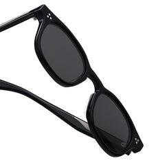 Akila Atria - 2530 01 01 - Crowdless