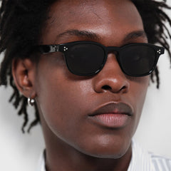 Akila Atria - 2530 01 01 - Crowdless