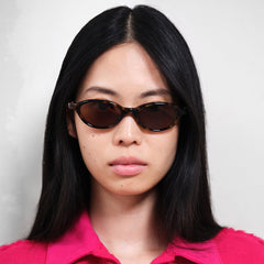 Akila Alien - 2532 93 63 - Crowdless