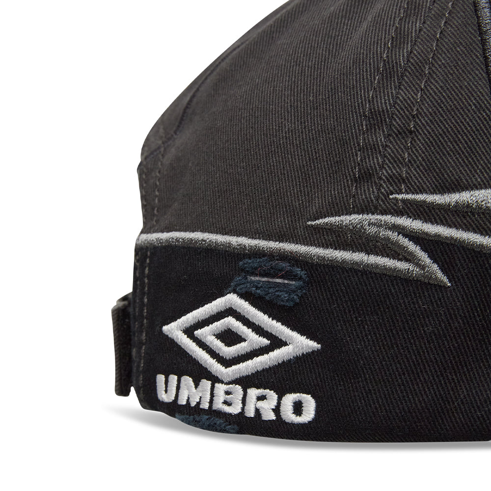 Umbro Goalkeeper Cap - Dark Grey - Crowdless
