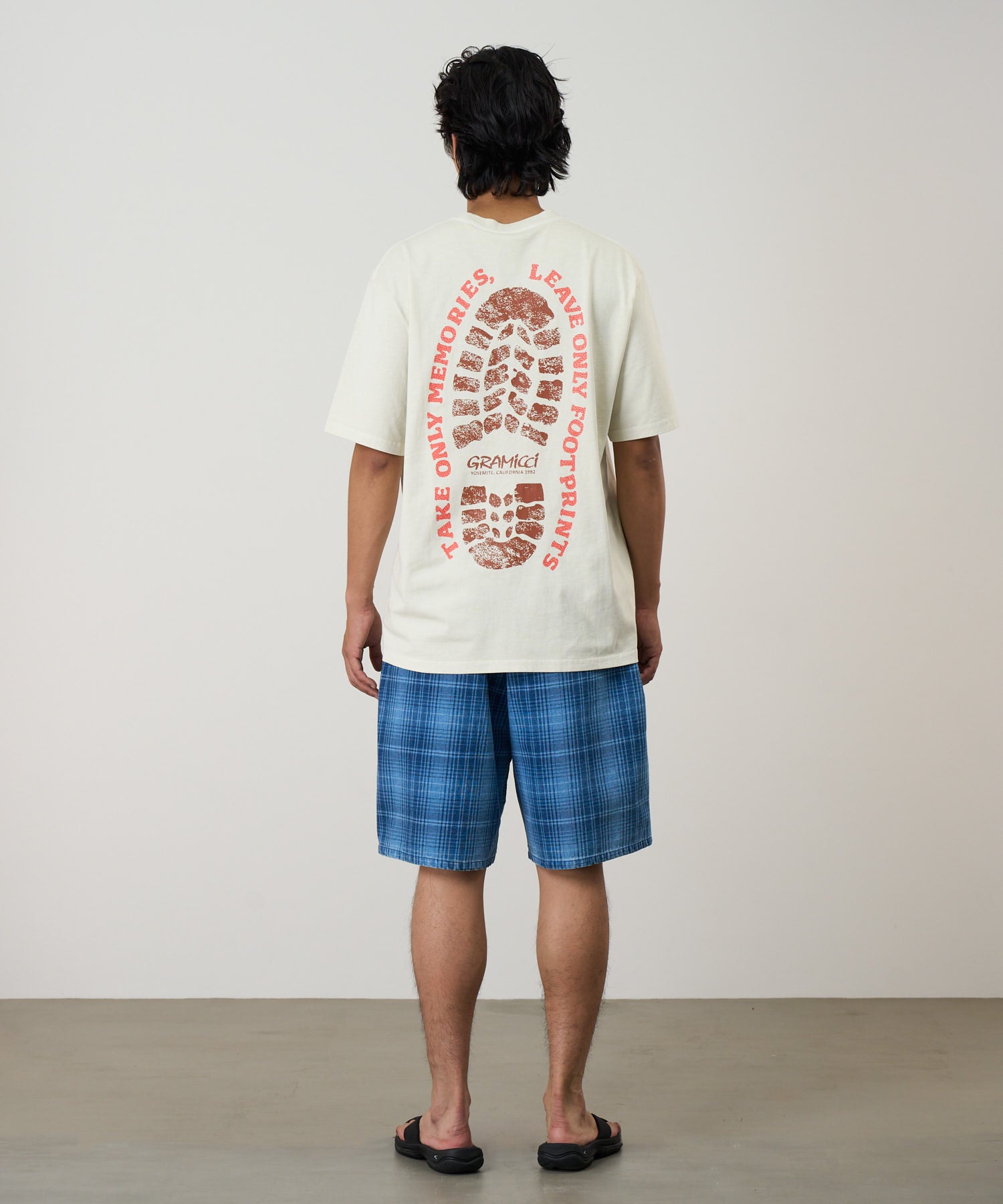 Gramicci Footprints Tee Pigment Dyed - Natural Pigment - Crowdless