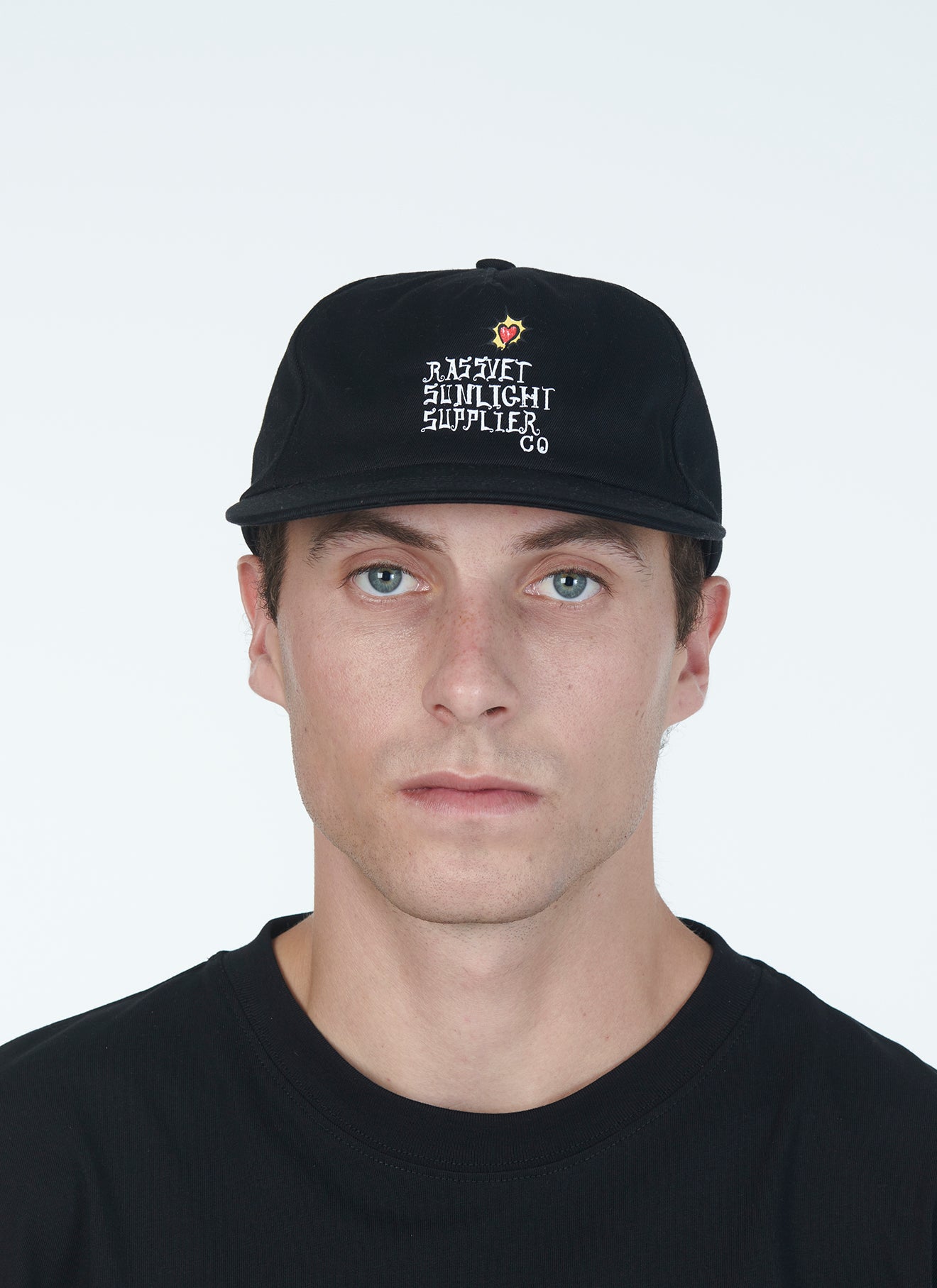 Rassvet 5-Panel Sunlight Supplier Cap - Black - Crowdless